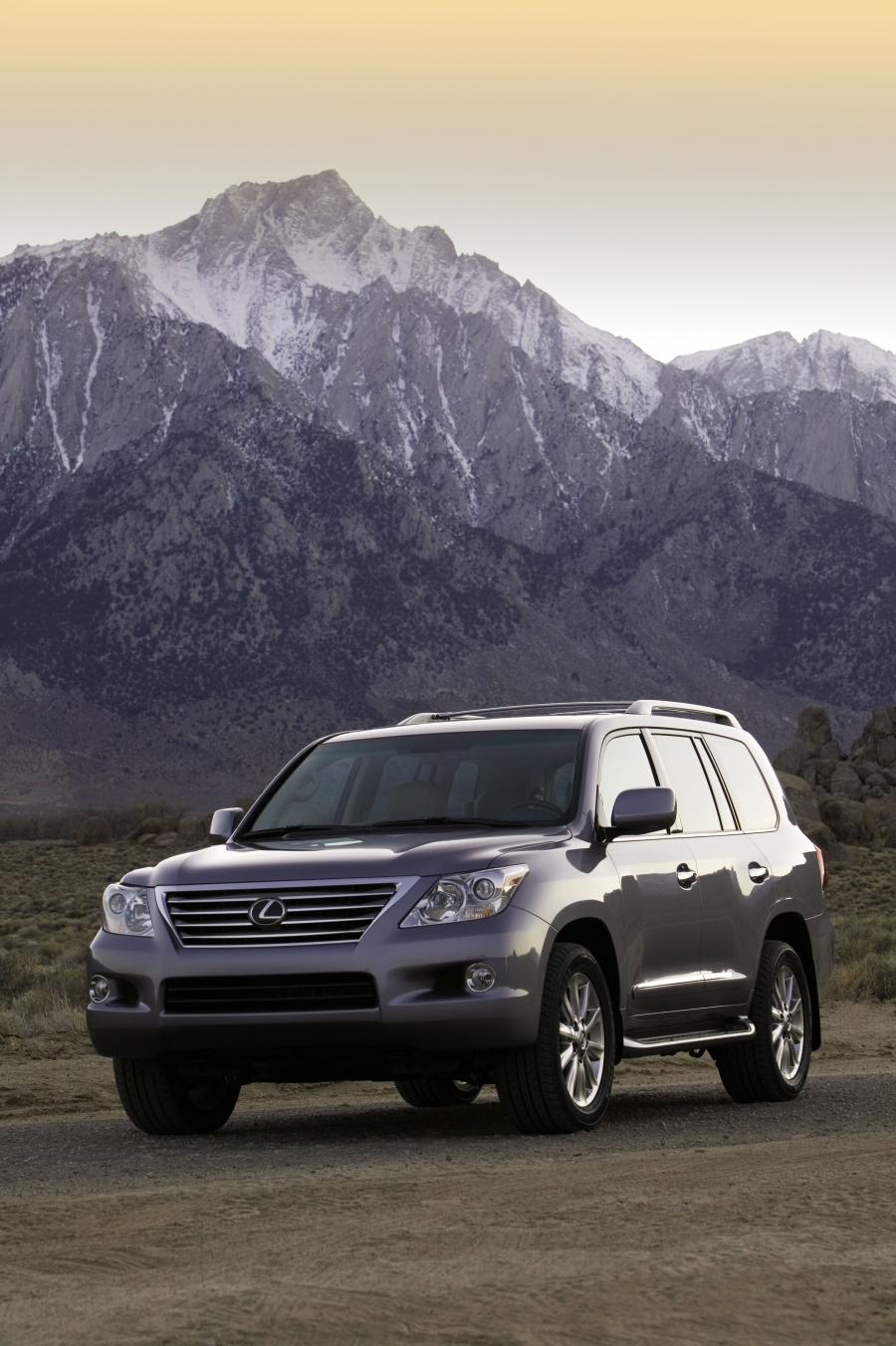  Lexus LX570 2008 года  (фото 127 из 221)